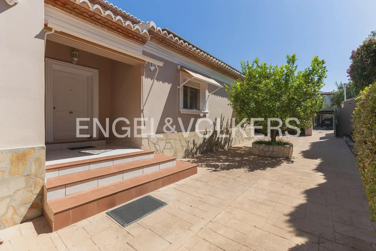 5 soveværelse Villa til salg i Javea / Xabia med swimmingpool garage - € 1.275.000 (Ref: 10007809)