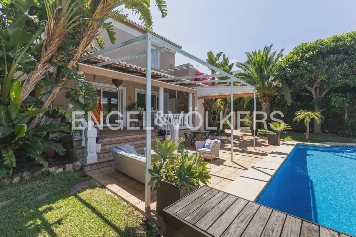 5 soveværelse Villa til salg i Javea / Xabia med swimmingpool garage - € 1.275.000 (Ref: 10007809)