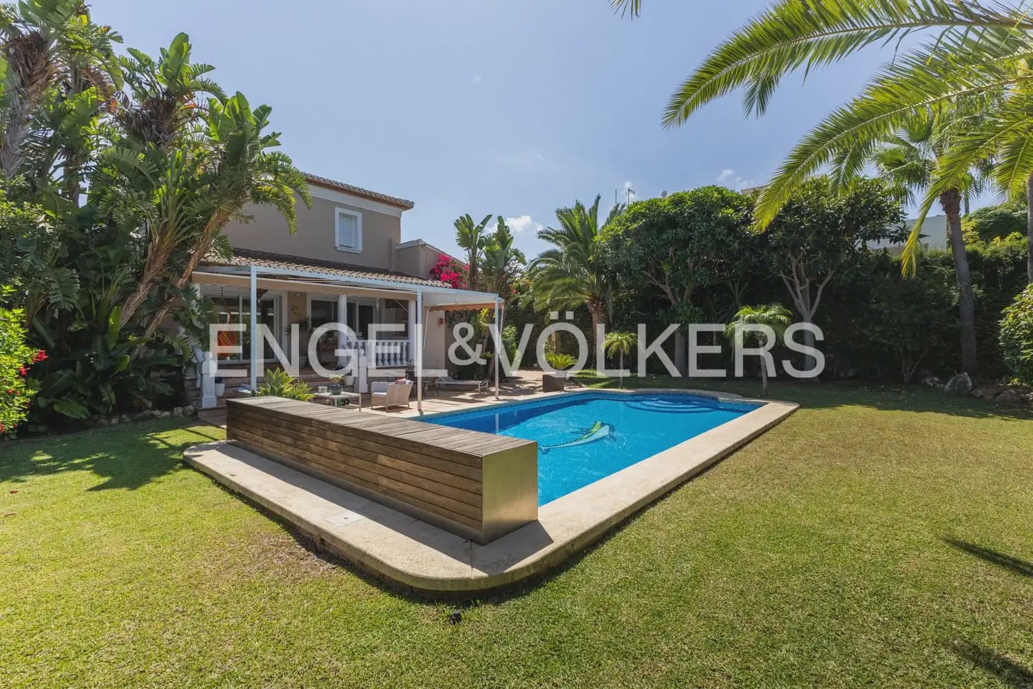 5 soveværelse Villa til salg i Javea / Xabia med swimmingpool garage - € 1.275.000 (Ref: 10007809)
