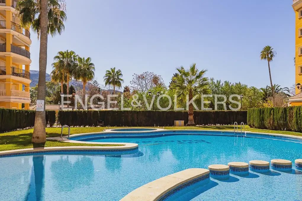 2 bedroom Penthouse for rent in Denia with pool garage - € 1,700 (Ref: 10008057)