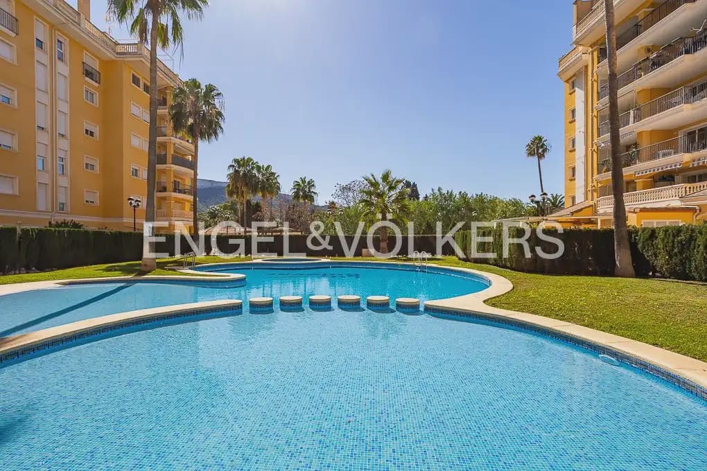 2 bedroom Penthouse for rent in Denia with pool garage - € 1,700 (Ref: 10008057)