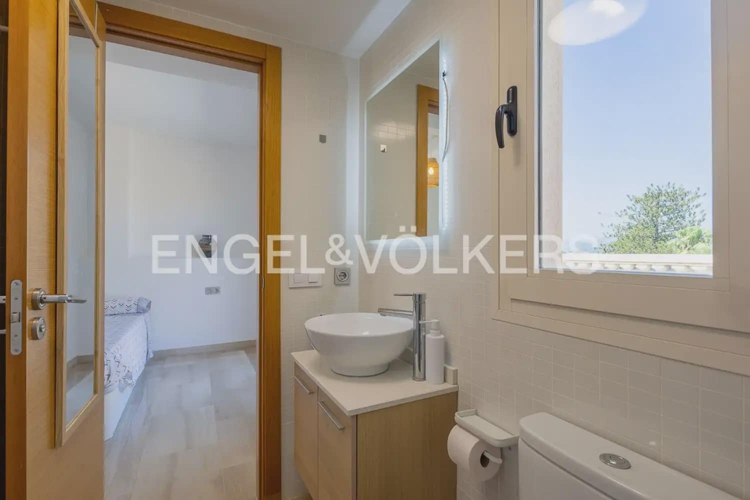 2 bedroom Penthouse for rent in Denia with pool garage - € 1,700 (Ref: 10008057)