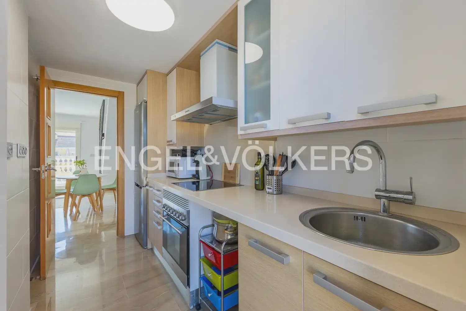 2 bedroom Penthouse for rent in Denia with pool garage - € 1,700 (Ref: 10008057)