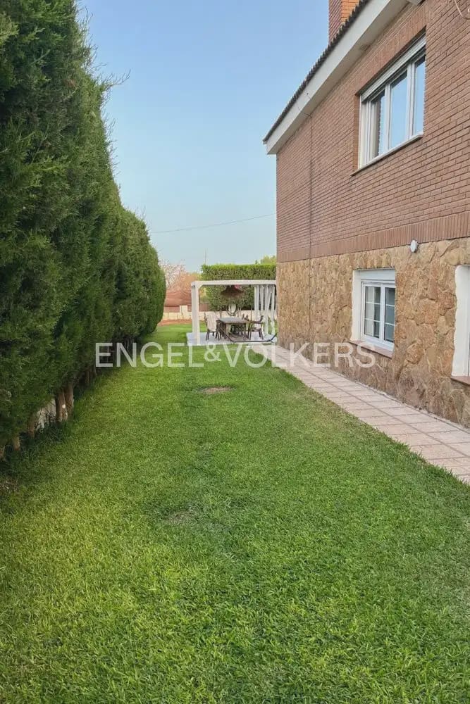 3 Zimmer Villa zu vermieten in Puig mit Pool - 1.500 € (Ref: 10009312)