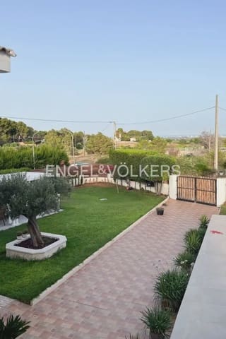 3 Zimmer Villa zu vermieten in Puig mit Pool - 1.500 € (Ref: 10009312)