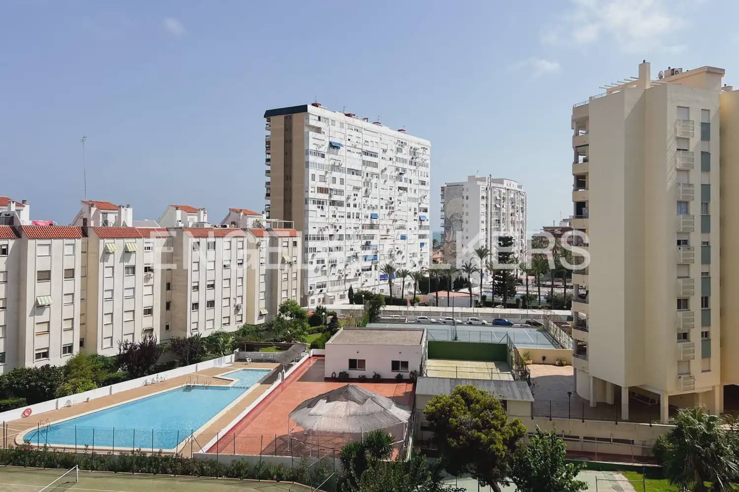 Appartement de 3 chambres à louer à La Pobla de Farnals avec piscine garage - 1 100 € (Ref: 10009696)