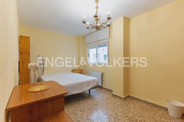5 bedroom Flat for rent in Patraix, Valencia city - € 1,700 (Ref: 10009806)