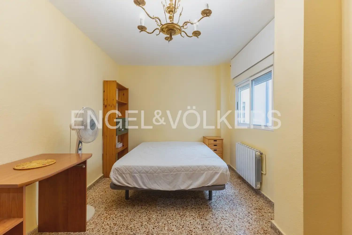 5 soveværelse Lejlighed til leje i Valencia by - € 1.700 (Ref: 10009806)