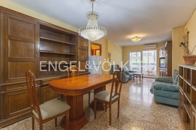 5 bedroom Flat for rent in Patraix, Valencia city - € 1,700 (Ref: 10009806)