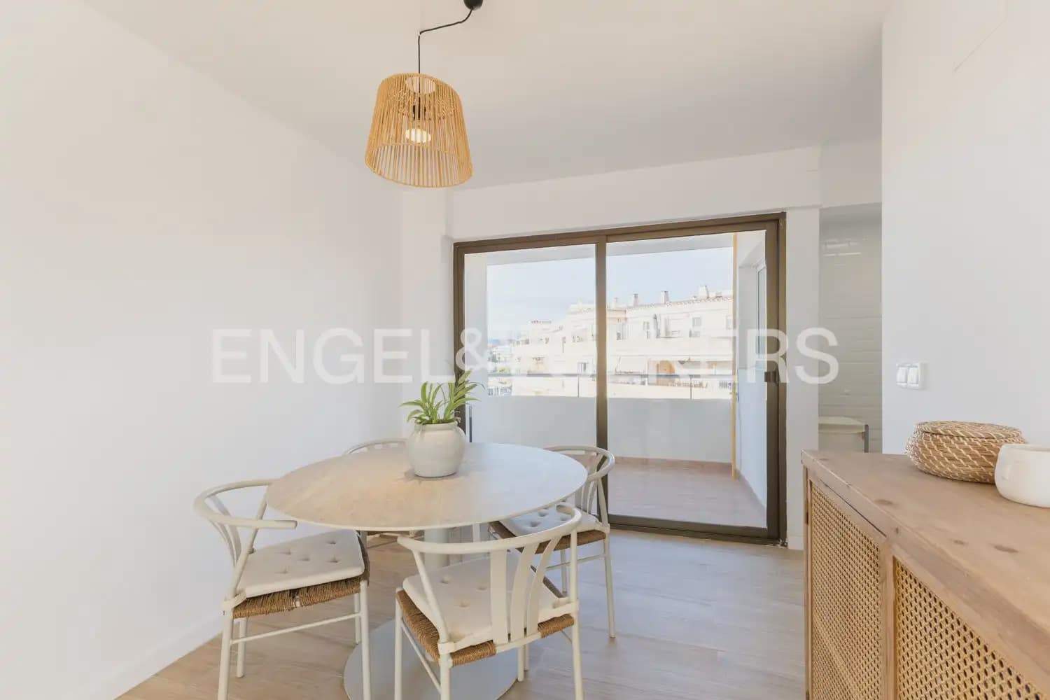 4 sypialnia Mieszkanie do wynajęcia w Canet d'En Berenguer z basenem garażem - 1 550 € (Ref: 10009807)