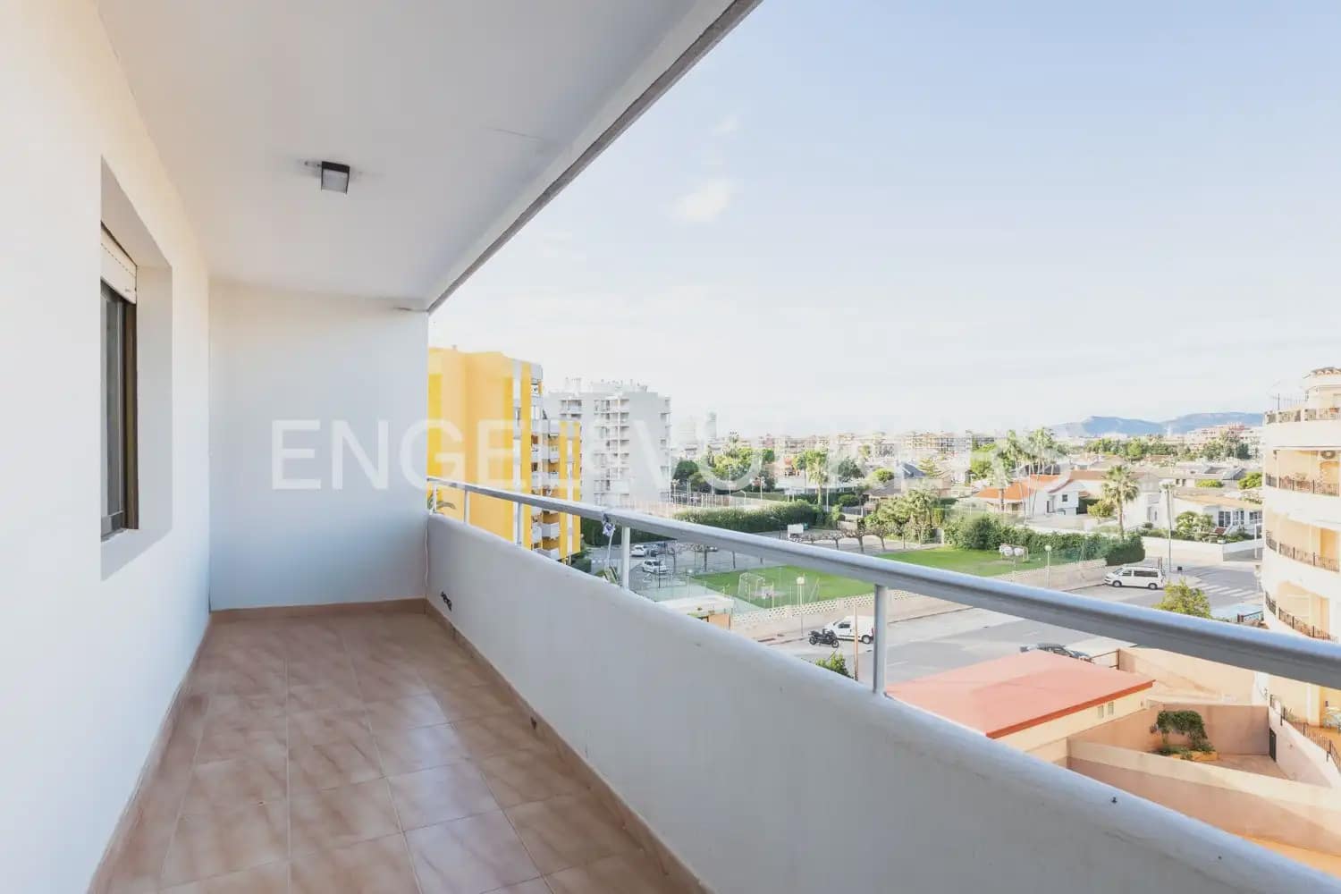 4 sypialnia Mieszkanie do wynajęcia w Canet d'En Berenguer z basenem garażem - 1 550 € (Ref: 10009807)
