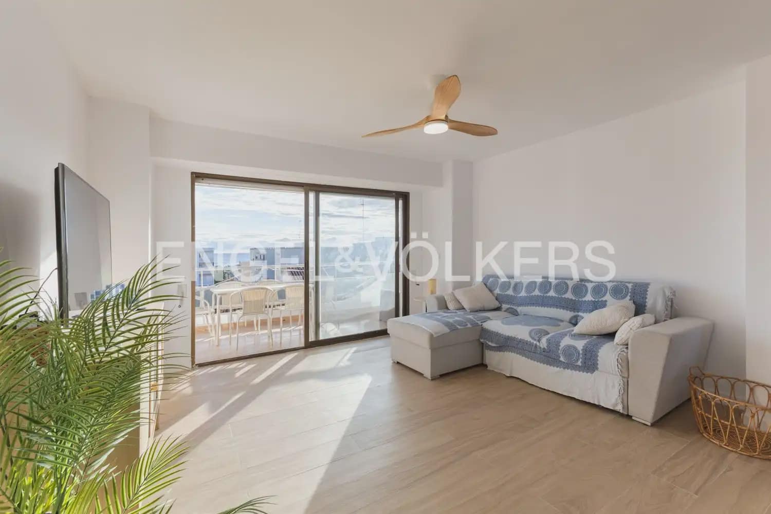 4 sypialnia Mieszkanie do wynajęcia w Canet d'En Berenguer z basenem garażem - 1 550 € (Ref: 10009807)