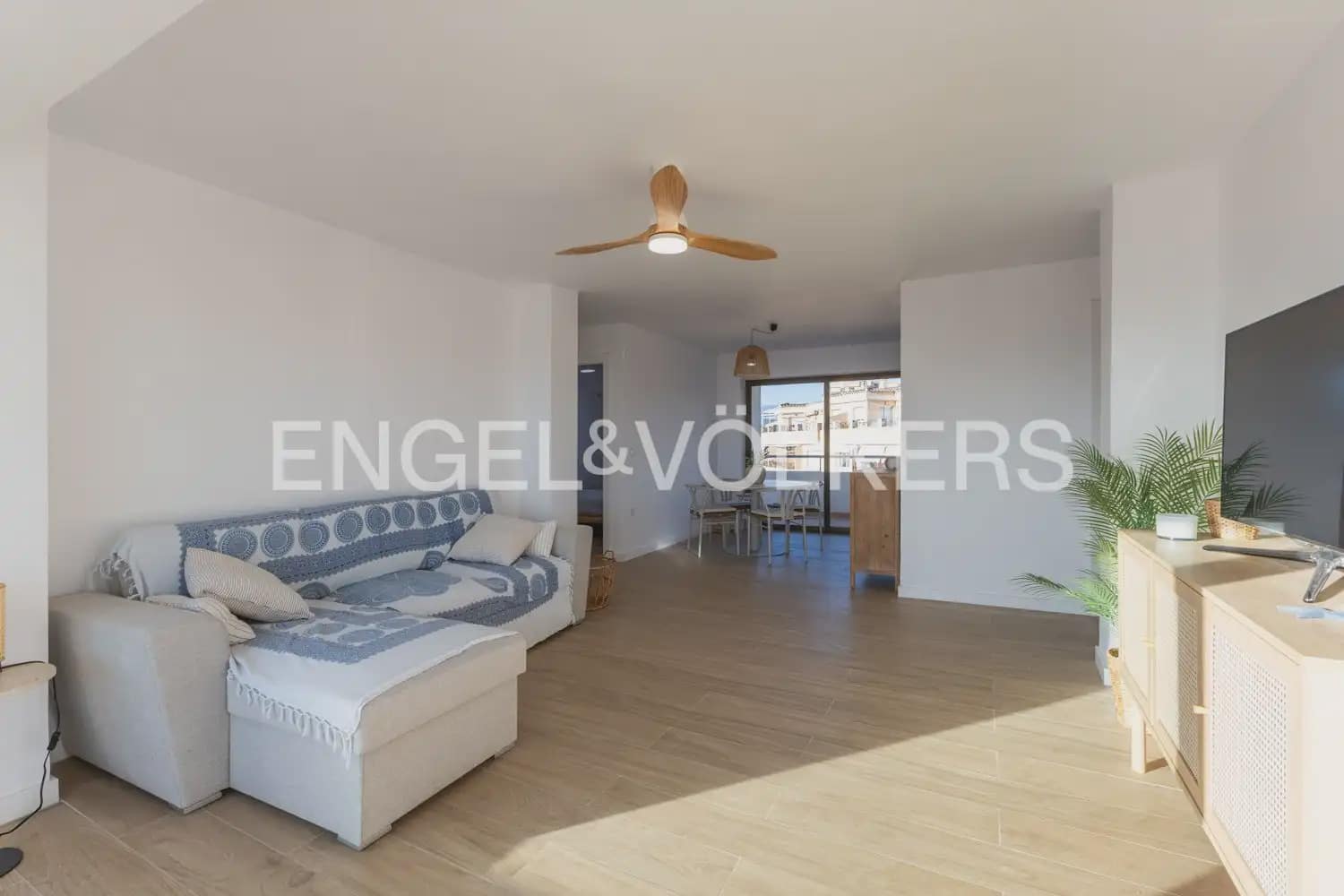 4 sypialnia Mieszkanie do wynajęcia w Canet d'En Berenguer z basenem garażem - 1 550 € (Ref: 10009807)