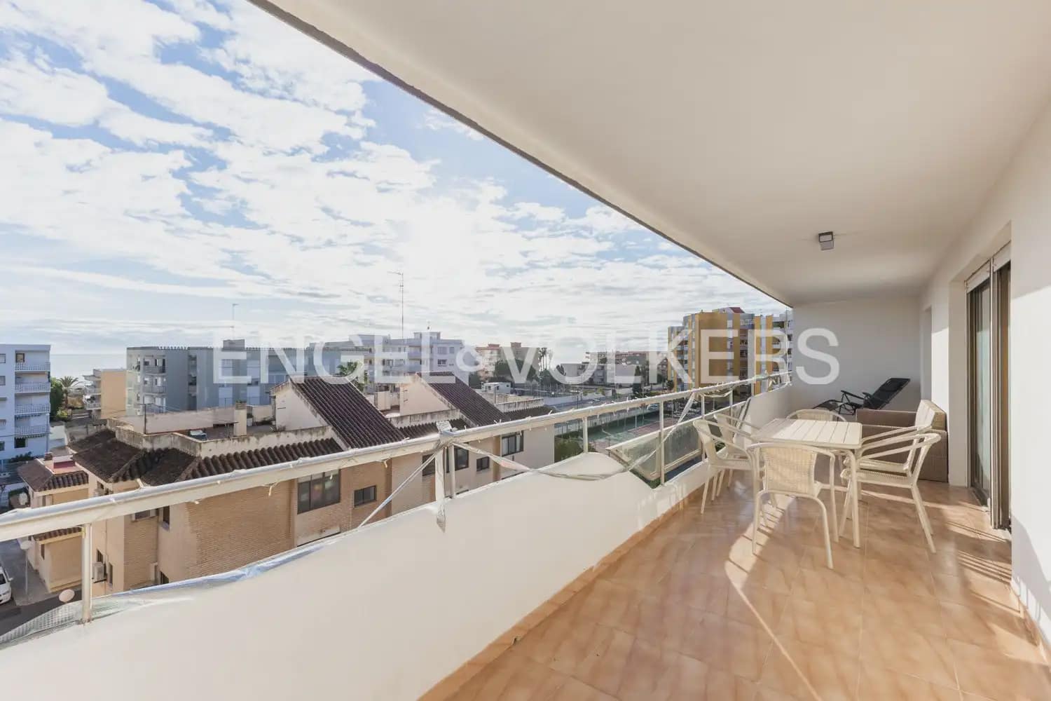 4 sypialnia Mieszkanie do wynajęcia w Canet d'En Berenguer z basenem garażem - 1 550 € (Ref: 10009807)