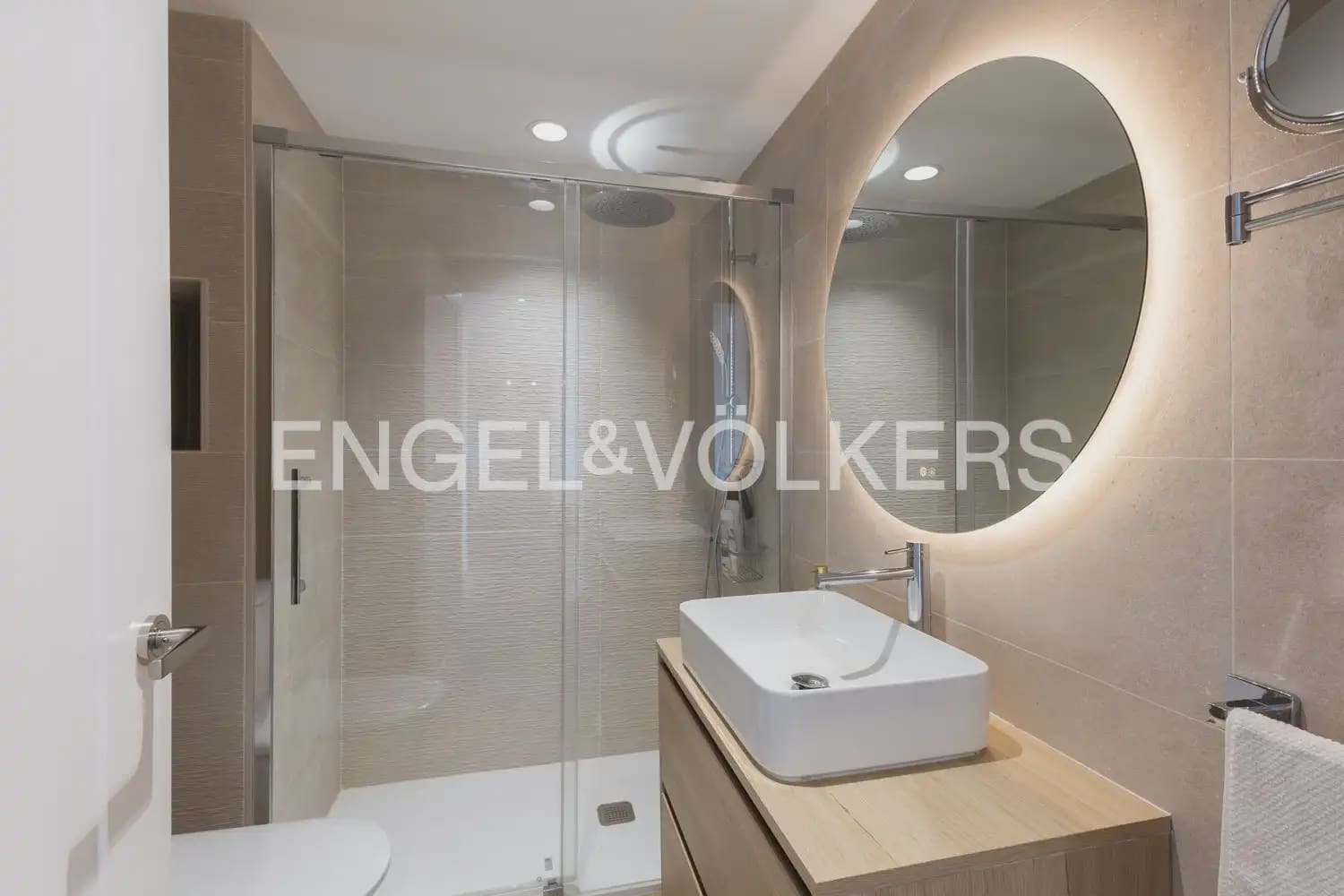 4 sypialnia Mieszkanie do wynajęcia w Canet d'En Berenguer z basenem garażem - 1 550 € (Ref: 10009807)