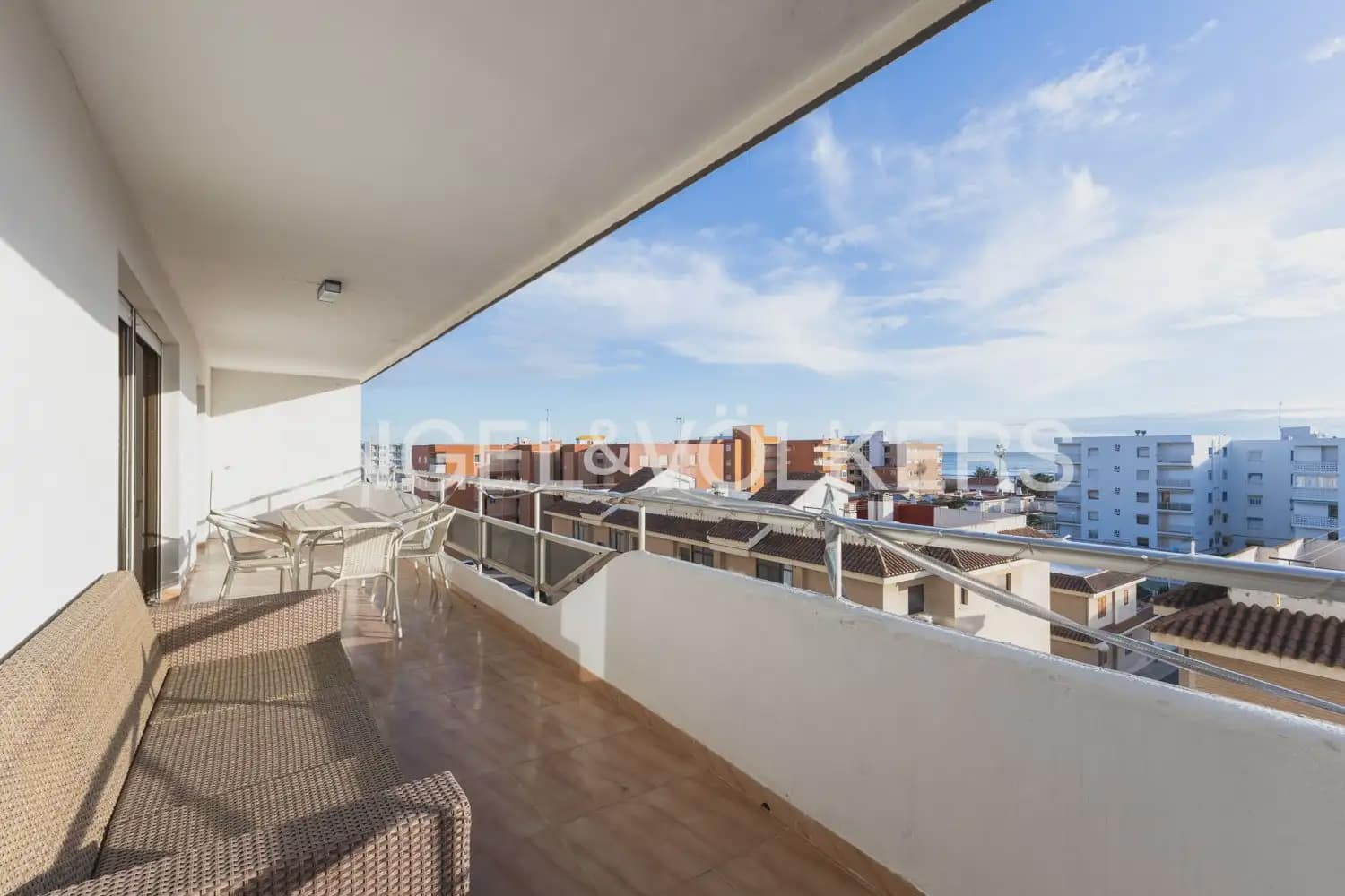 4 sypialnia Mieszkanie do wynajęcia w Canet d'En Berenguer z basenem garażem - 1 550 € (Ref: 10009807)