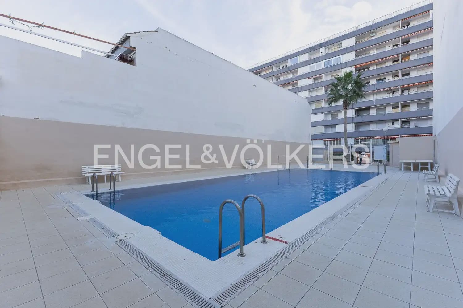 4 sypialnia Mieszkanie do wynajęcia w Canet d'En Berenguer z basenem garażem - 1 550 € (Ref: 10009807)
