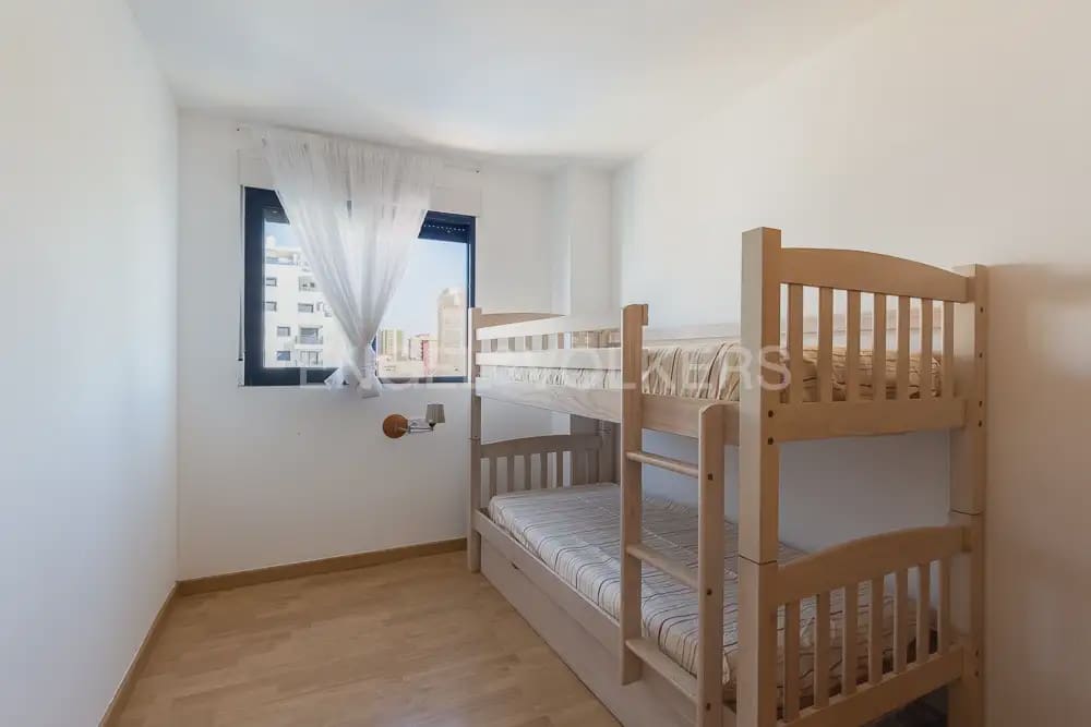 2 bedroom Flat for rent in La Pobla de Farnals with pool garage - € 1,200 (Ref: 10009808)