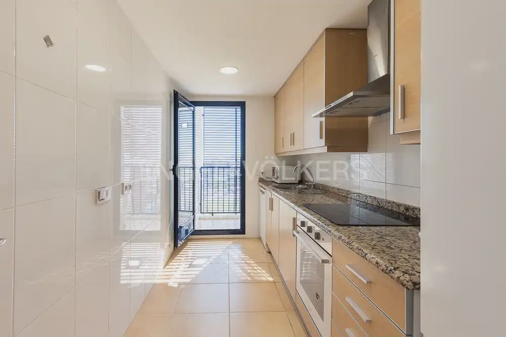 2 bedroom Flat for rent in La Pobla de Farnals with pool garage - € 1,200 (Ref: 10009808)