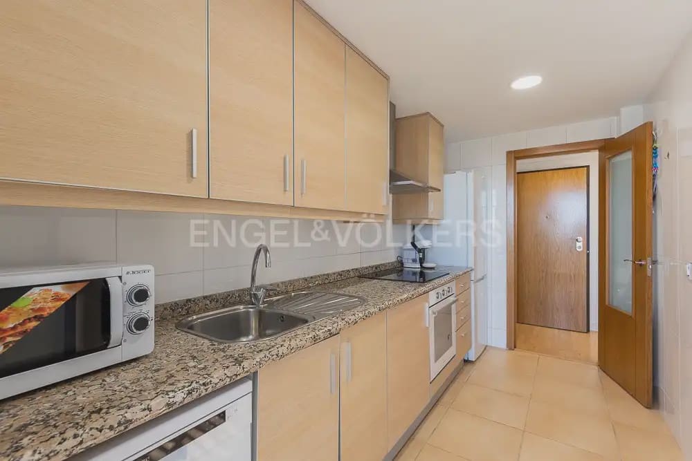 2 bedroom Flat for rent in La Pobla de Farnals with pool garage - € 1,200 (Ref: 10009808)