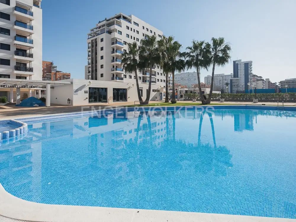 2 bedroom Flat for rent in La Pobla de Farnals with pool garage - € 1,200 (Ref: 10009808)