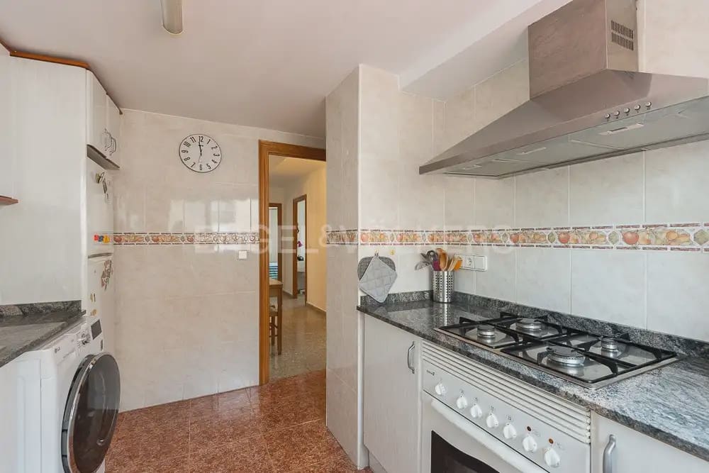3 bedroom Flat for rent in La Pobla de Farnals with pool - € 1,000 (Ref: 10009809)