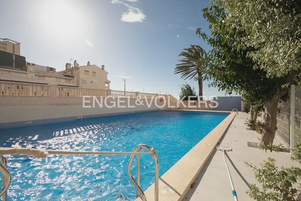 1 bedroom Flat for rent in La Pobla de Farnals with pool garage - € 1,000 (Ref: 10009810)