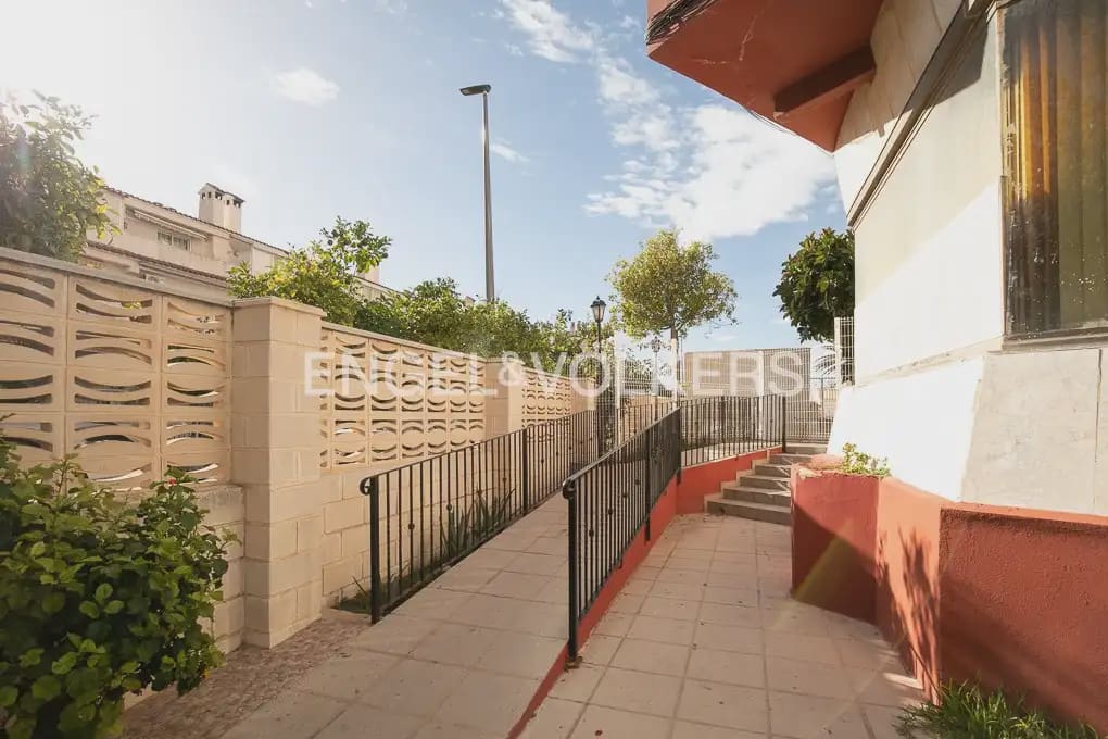 1 bedroom Flat for rent in La Pobla de Farnals with pool garage - € 1,000 (Ref: 10009810)