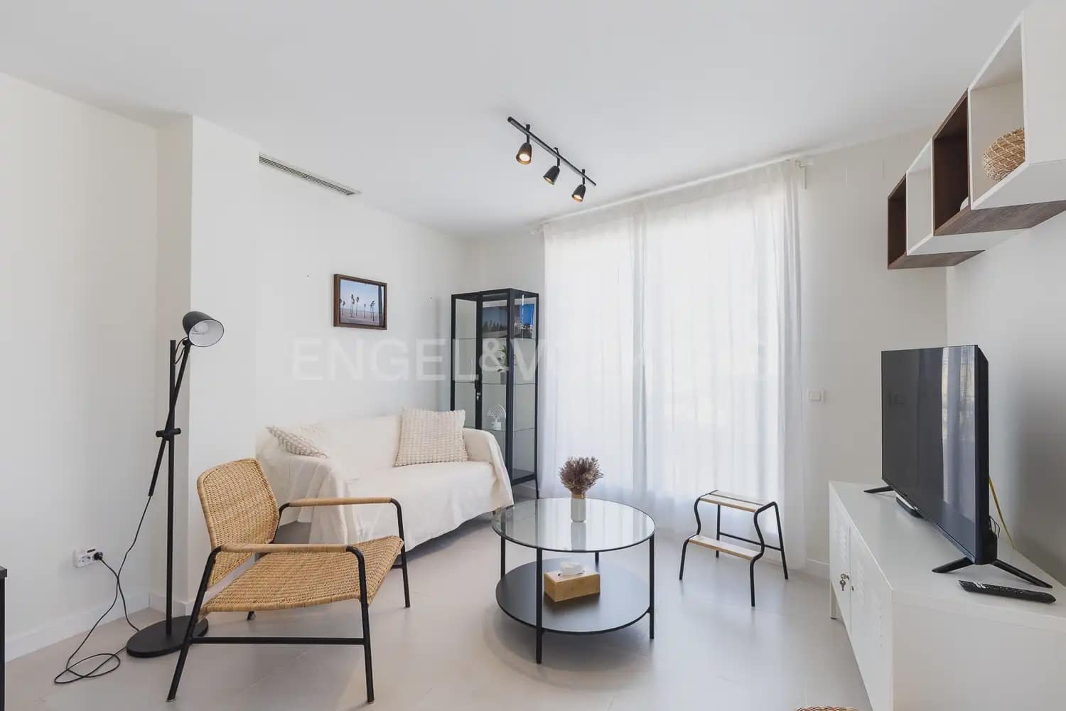2 Zimmer Wohnung zu vermieten in Gandia mit Garage - 1.000 € (Ref: 10009811)