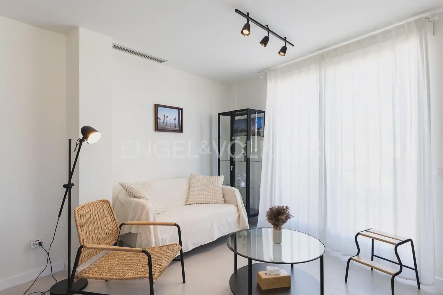 2 Zimmer Wohnung zu vermieten in Gandia mit Garage - 1.000 € (Ref: 10009811)