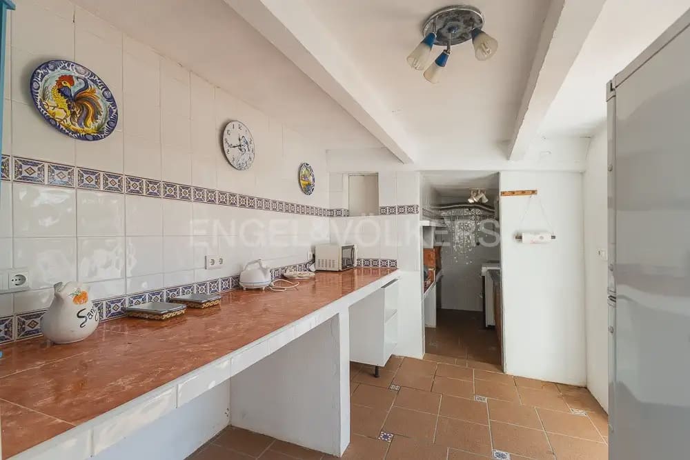 3 sypialnia Finka/Dom wiejski do wynajęcia w Turis z basenem garażem - 1 600 € (Ref: 10009812)