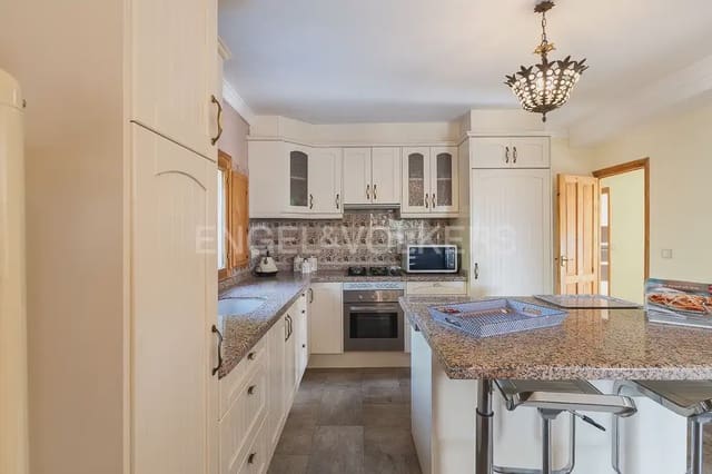 3 sypialnia Finka/Dom wiejski do wynajęcia w Turís z basenem garażem - 1 600 € (Ref: 10009812)