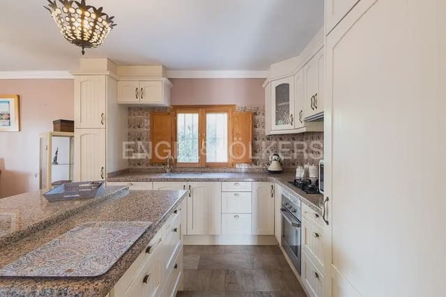 3 sypialnia Finka/Dom wiejski do wynajęcia w Turís z basenem garażem - 1 600 € (Ref: 10009812)