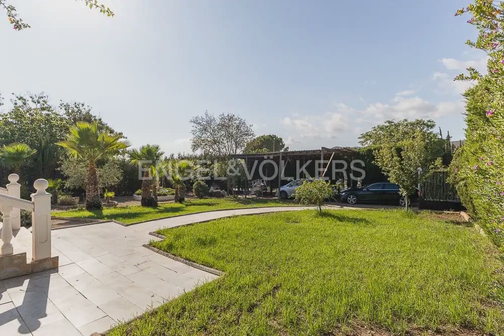 3 sypialnia Finka/Dom wiejski do wynajęcia w Turis z basenem garażem - 1 600 € (Ref: 10009812)