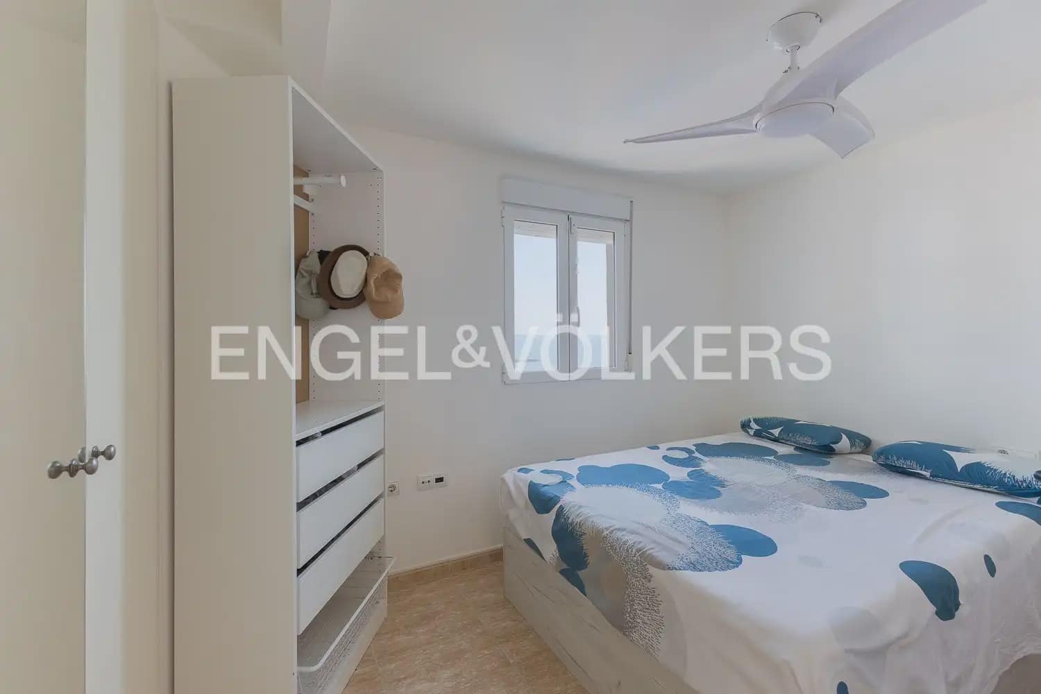 3 sypialnia Mieszkanie do wynajęcia w Puig z basenem garażem - 1 200 € (Ref: 10009907)