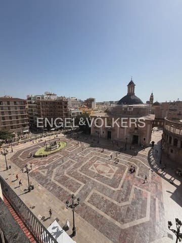 5 sovrum Lägenhet att hyra i La Seu, Valencia stad - 3 000 € (Ref: 10009971)