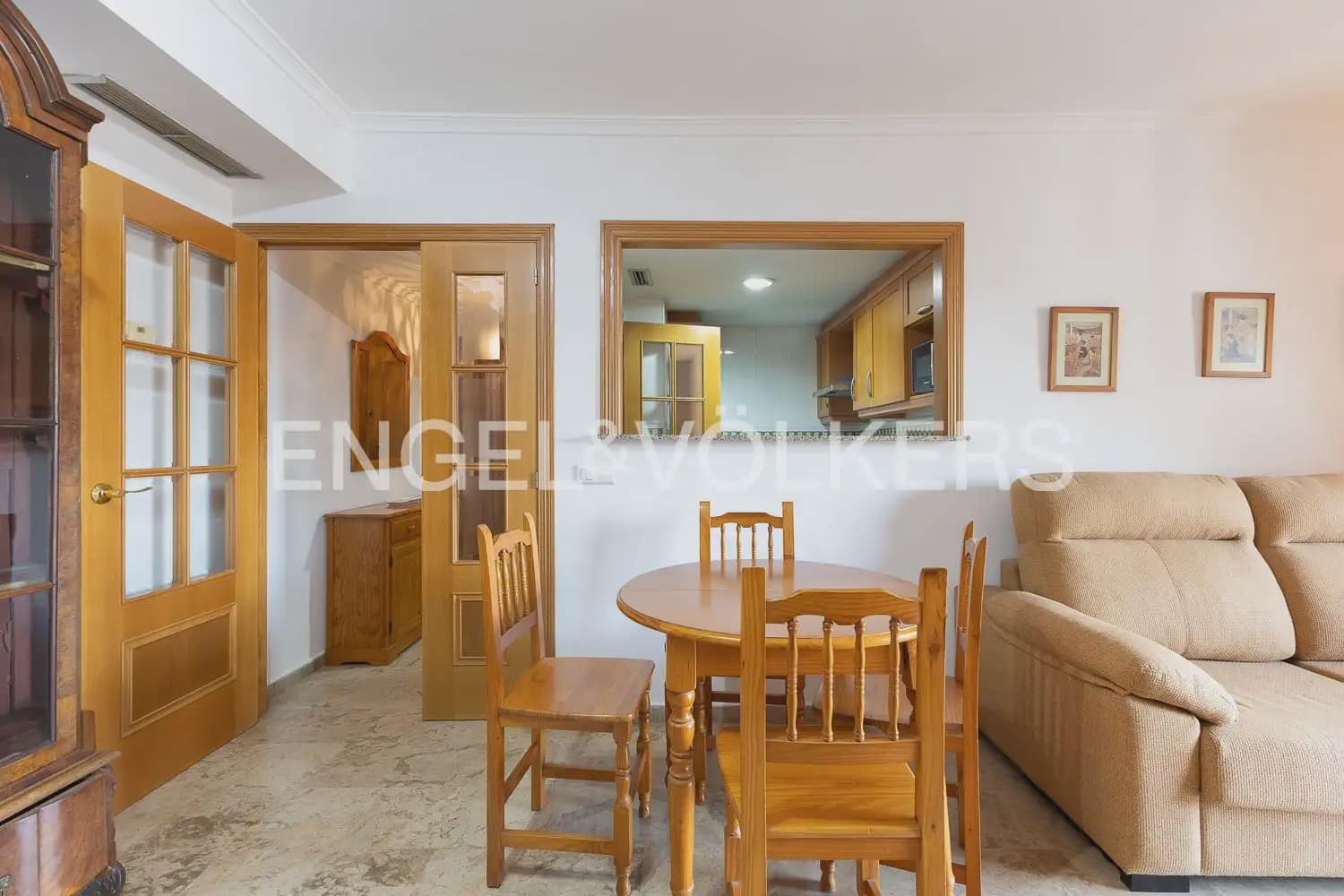Appartement de 1 chambre à louer à Valence ville avec piscine garage - 1 500 € (Ref: 10011685)