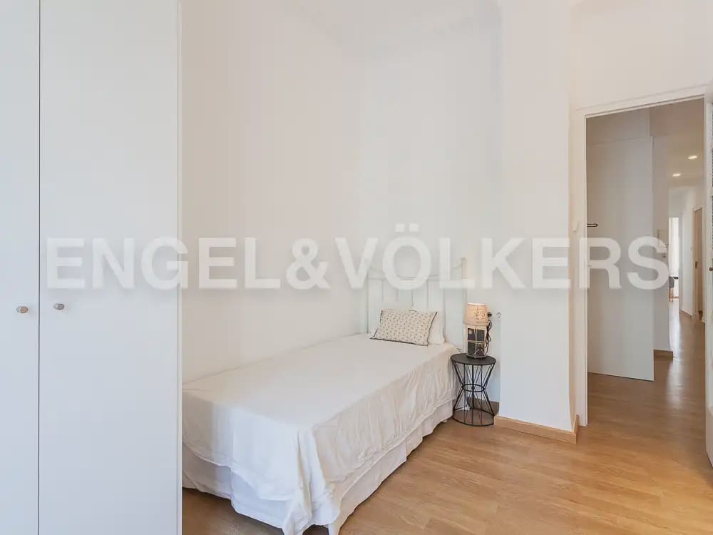 4 camera da letto Appartamento da affittare in Valencia citta - 2.000 € (Rif: 10011686)
