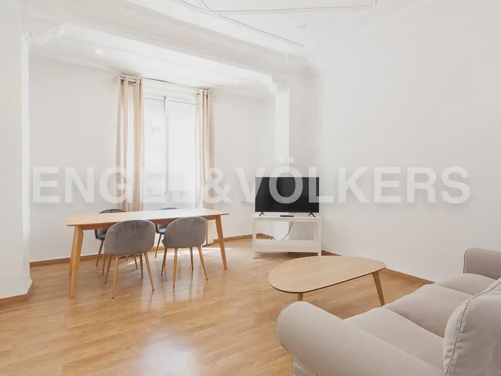 4 camera da letto Appartamento da affittare in Valencia citta - 2.000 € (Rif: 10011686)