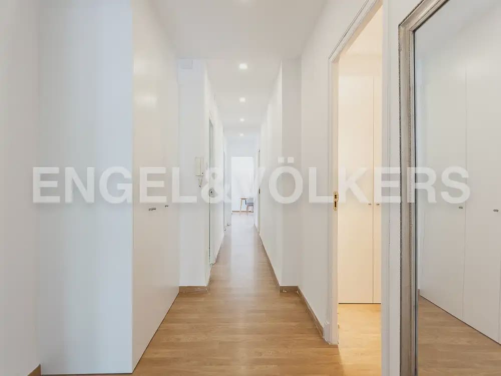 4 camera da letto Appartamento da affittare in Valencia citta - 2.000 € (Rif: 10011686)