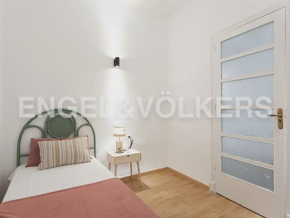 4 camera da letto Appartamento da affittare in Valencia citta - 2.000 € (Rif: 10011686)