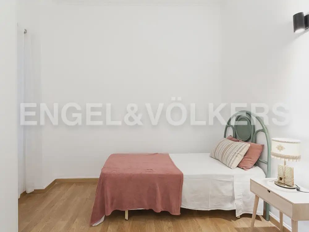 4 camera da letto Appartamento da affittare in Valencia citta - 2.000 € (Rif: 10011686)