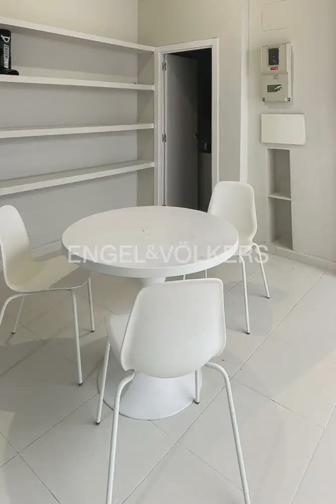 Flat for sale in Valencia city - € 275,000 (Ref: 10012134)