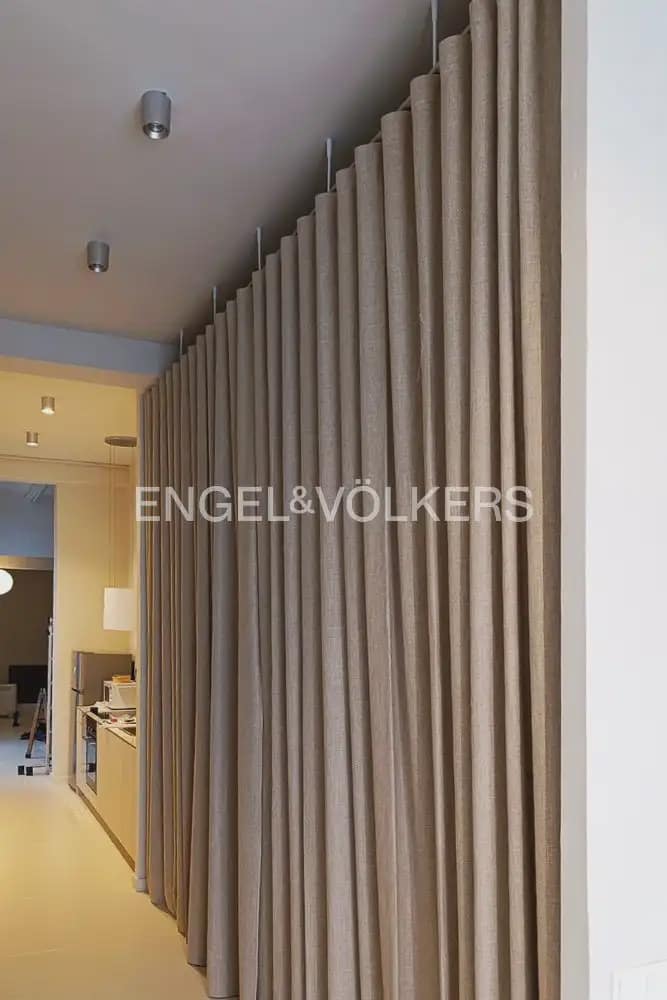 Flat for sale in Valencia city - € 275,000 (Ref: 10012134)