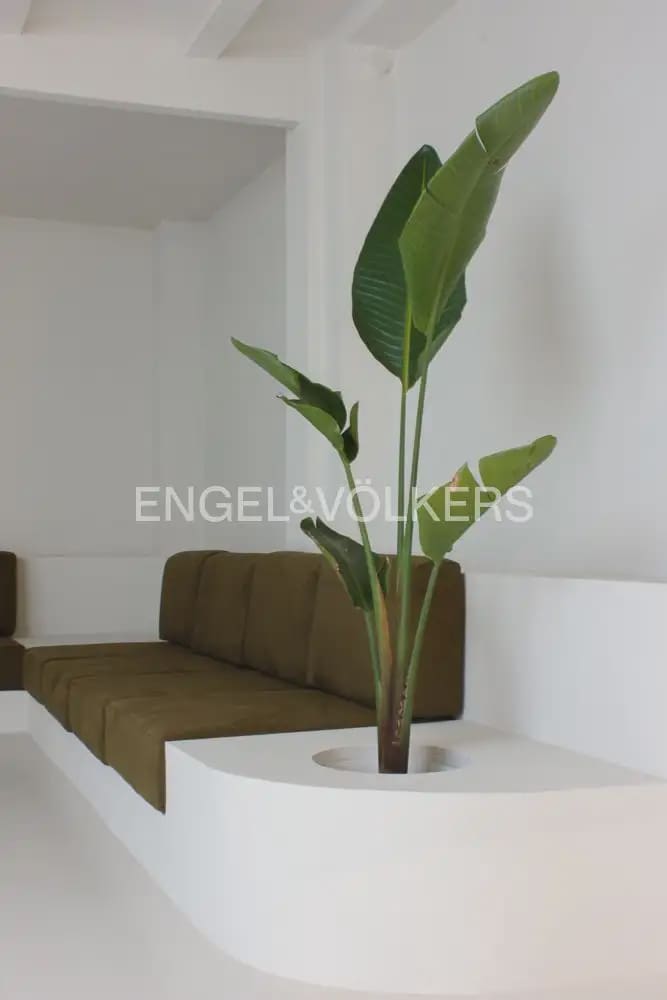 Flat for sale in Valencia city - € 275,000 (Ref: 10012134)