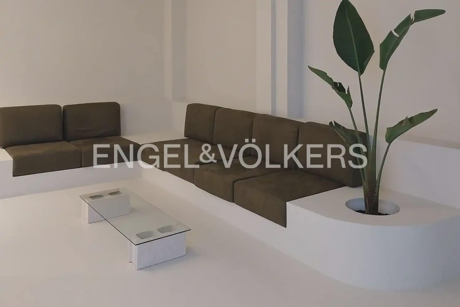 Flat for sale in Valencia city - € 275,000 (Ref: 10012134)