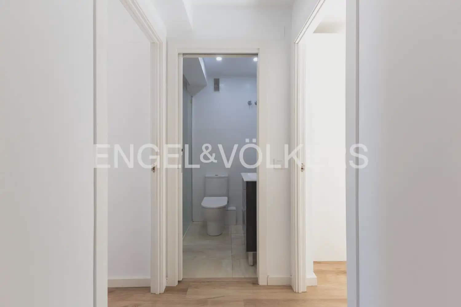 Appartement de 4 chambres à louer à Valence ville avec garage - 2 000 € (Ref: 10012349)