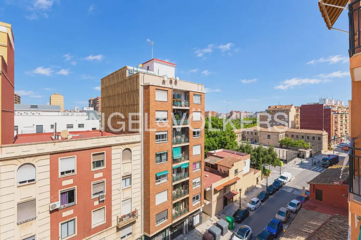 Appartement de 4 chambres à louer à Valence ville avec garage - 2 000 € (Ref: 10012349)