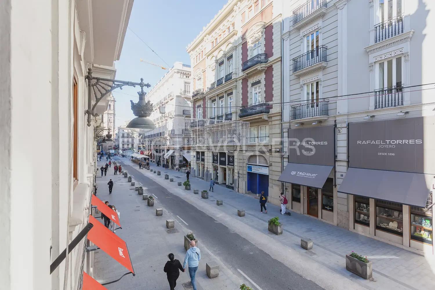 3 bedroom Flat for rent in Valencia city - € 3,000 (Ref: 10012599)