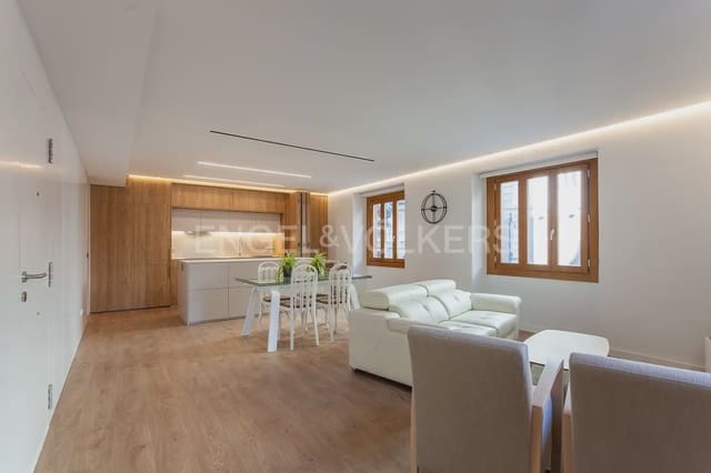 3 bedroom Flat for rent in Sant Francesc, Valencia city - € 3,000 (Ref: 10012599)